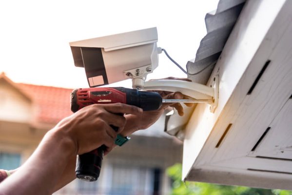 Cách lắp đặt và sử dụng camera có dây